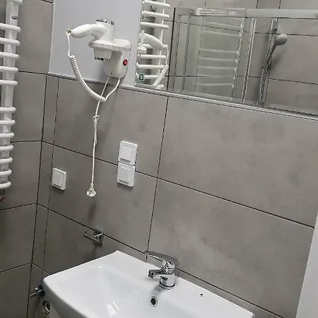 Nr 15 - 2 Z 2 Lazienkami Centrum Parking Gratis! Poznan