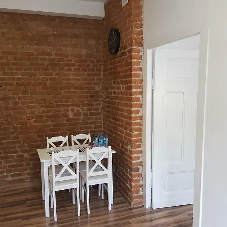 Nr 15 - 2 Z 2 Lazienkami Centrum Parking Gratis! * Poznan